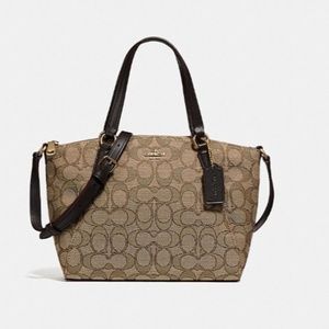 NWT MINI KELSEY SATCHEL IN SIGNATURE JACQUARD